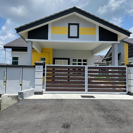 Bungalow Homestay Jasin Perdana 외부 사진