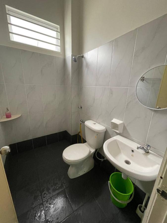 Bungalow Homestay Jasin Perdana 외부 사진